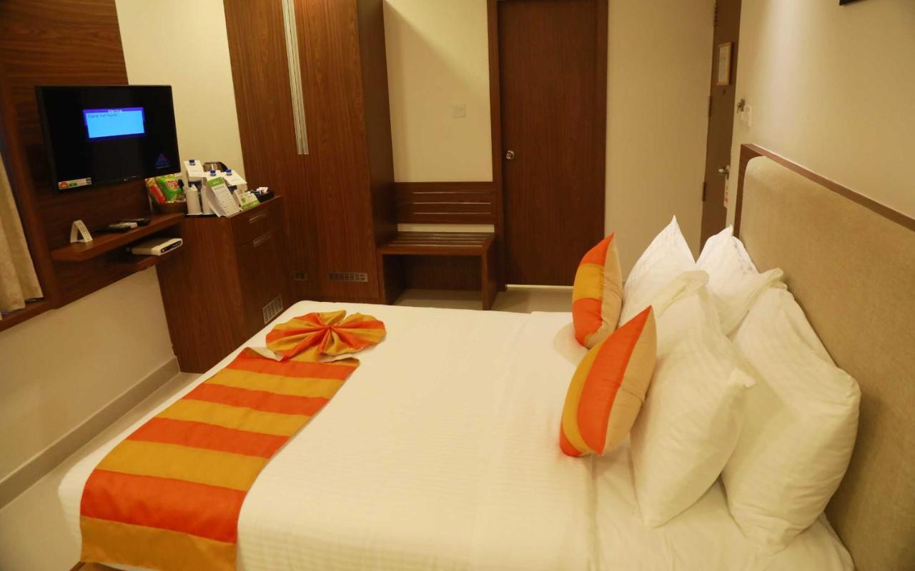 Hotel Anjali Park 戈德亚姆 外观 照片