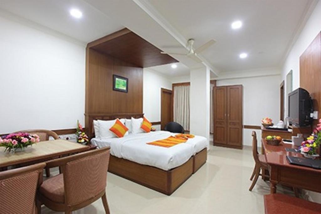 Hotel Anjali Park 戈德亚姆 外观 照片