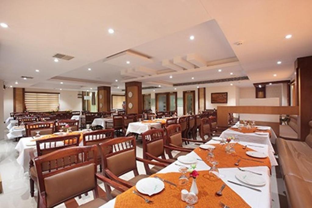 Hotel Anjali Park 戈德亚姆 外观 照片
